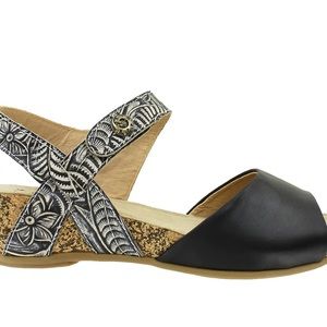 L’artiste hand tooled wedge sandals. Worn once.  Comfy. Perfect vacation shoe.